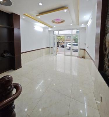 MẶT TIỀN KINH DOANH, CHỢ LỚN, F11, Q6, 4 TẦNG, 🆘 73 M2, 12.95 TỶ.
