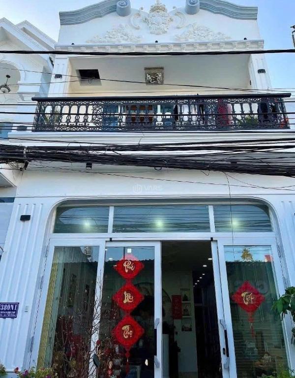 Bán nhà trệt 🏣 lầu trục chính 876 hồ bún xáng