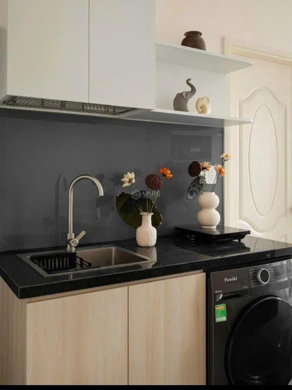 Căn hộ 2pn/58m2 view hồ bơi , ban công đón 🏤 nắng gió , ở ngay , shr , góp dài hạn