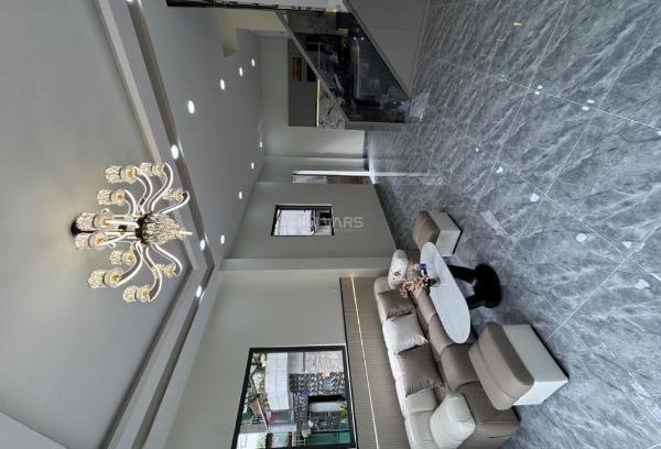 Nhà đẹp 🏤 hẻm xe hơi đường tạ quang bửu