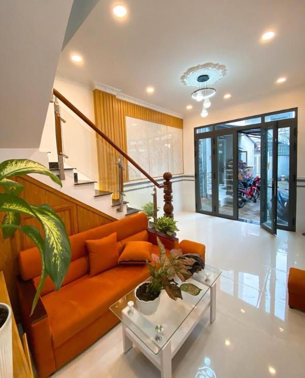 Nhà mặt tiền hẻm 🌊 xe hơi đường bùi minh trực - chỉ nhỉnh 4 tỏi