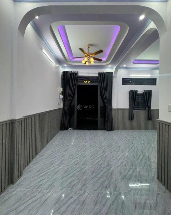 Bán Nhà mặt phố 84m²