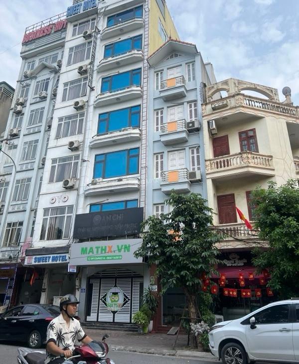 Cần bán Nhà mặt phố 50m²