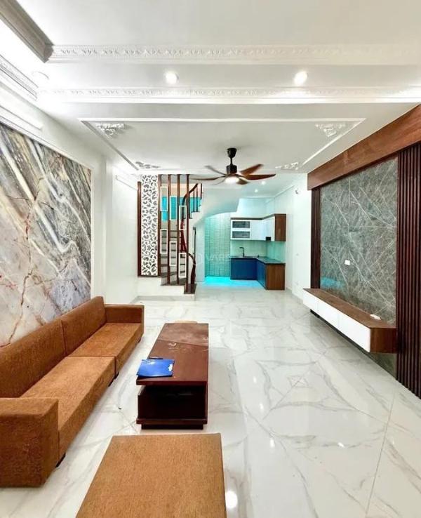 Bán nhà riêng trương định - giải phóng, 41m xây 5 tầng, 4pn dân xây, ngõ 🌊 rộng