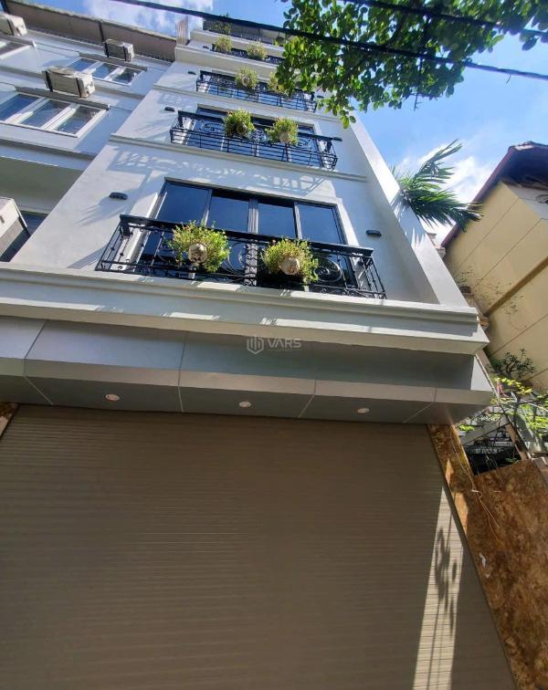 Bán nhà bồ đề,long 🏠 biên 6 tầng,43m,mt5m oto vào nhà nhỉnh 14 tỷ