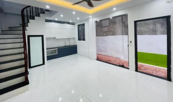 Bán Nhà trong hẻm 32m²