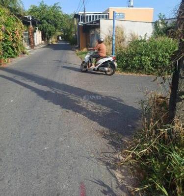 Bán Nhà trong hẻm 112m²