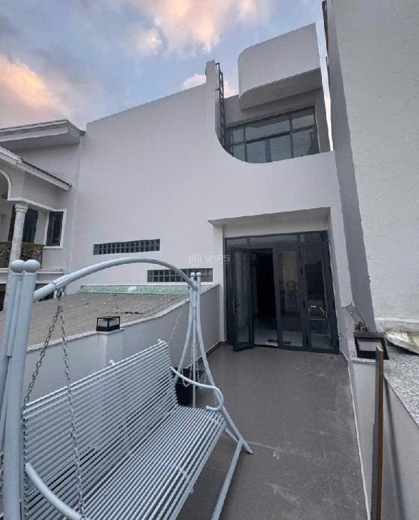 Giá nhỉnh 8 tỏi _ 🆘 siêu phẩm hoàng lê kha, p.9, quận 6 nhà 5 tầng