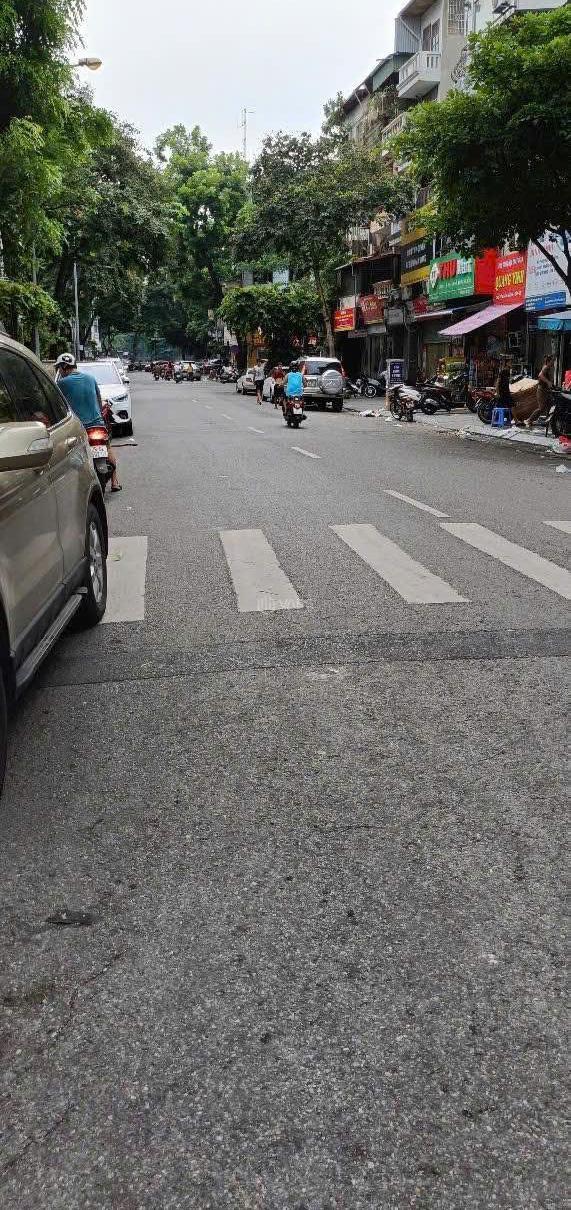 Chủ cần bán Nhà mặt phố 14m²