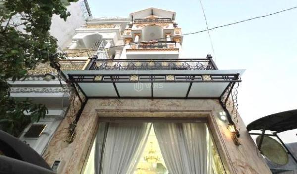 Bán Nhà trong hẻm 198m²