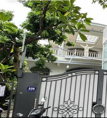 Cho thuê Nhà mặt phố 800m²