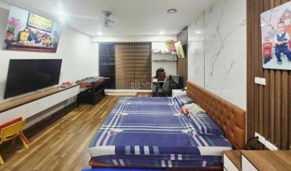 Bán Nhà mặt phố 52m²