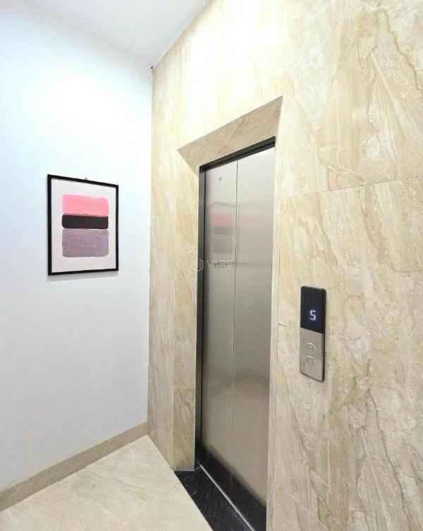 Hiếm láng hạ 6 tầng mới. ngõ thông 🏠 tứ tung - ô tô gần. ra đường lớn 3 phút