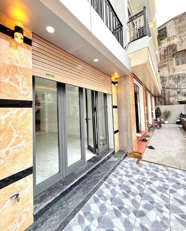 Trương trình khuyến mãi em hiếu lên cho 🏣 anh chị căn nhà 5 tầng tại kim chung