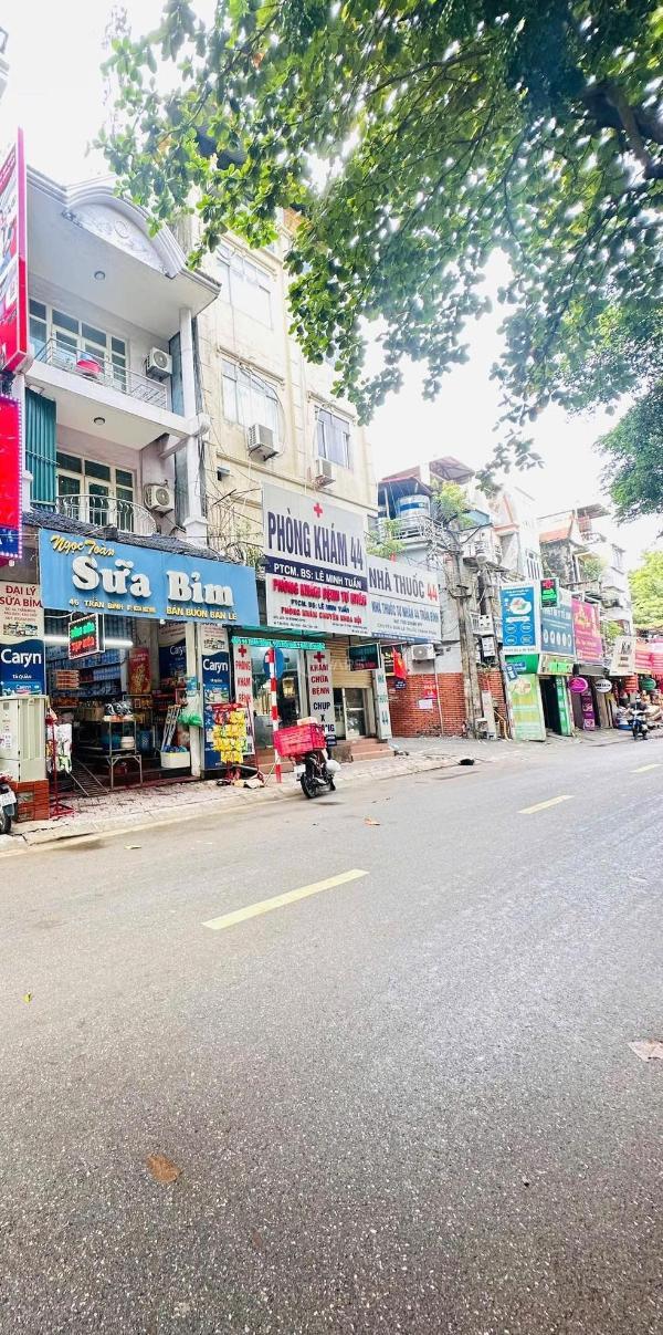 Bán nhà mặt phố trần bình, vỉa hè ô 🏢 tô 2 chiều kinh doanh sầm uất 80m2 46.8 tỷ