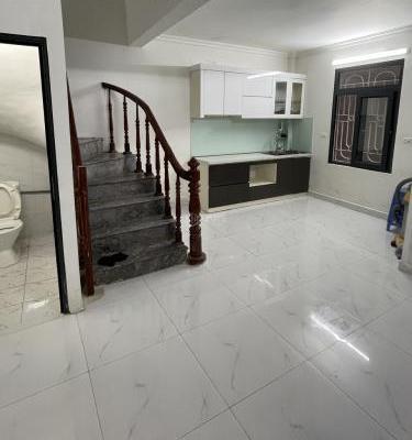 Cho thuê nhà 🏤 ngõ Minh Khai, 37m2, 5 tầng, 4 ngủ, 12 triệu