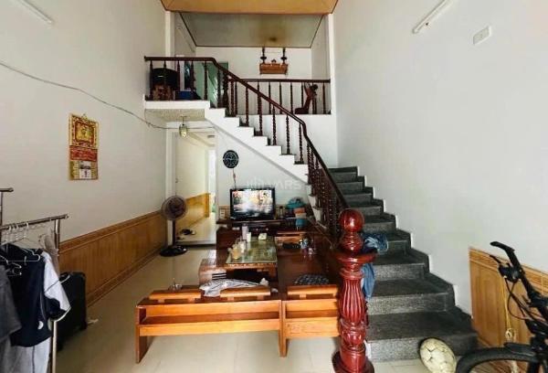 Giá chỉ 5 tỷ nhà gác ☘ đúc lê văn thứ gần biển