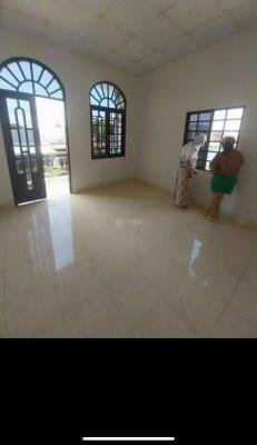 Bán Nhà mặt phố 186m²