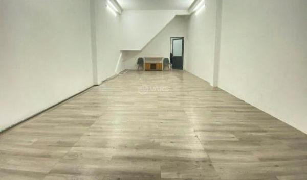 Cho Thuê Mặt Tiền Tân Bình - 3PN 🏦 - Tiện Ở Và Kinh Doanh - 4x15M - 18 Triệu