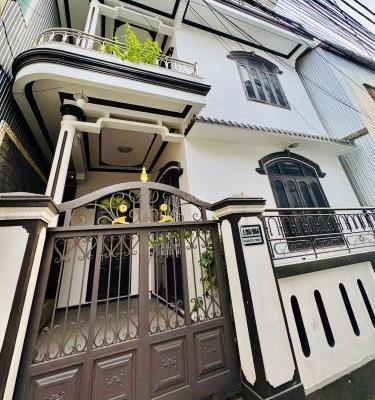 Bán Nhà trong hẻm 68m²