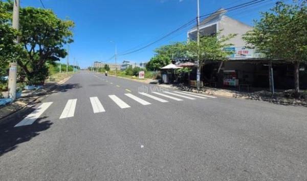 Bán Đất nền riêng lẻ 132m²