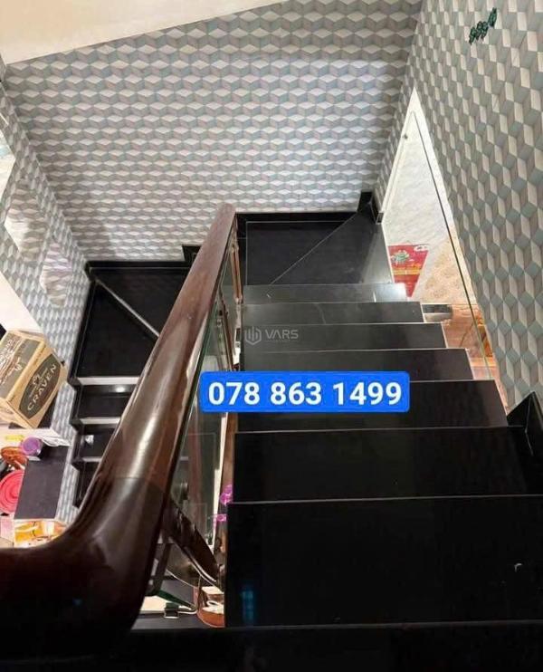 Cần bán Nhà mặt phố 90m²