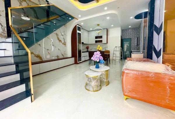 Chủ cần bán Nhà trong hẻm 68m²