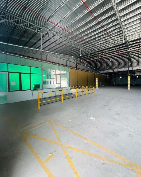 Kho cho thuê 👍 diện tích lớn 10.500m2 đường võ nguyên giáp full chức năng.