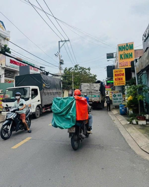 Nhà mặt tiền kinh doanh buôn bán sầm uất hiệp thành 13 quận 🏢 12