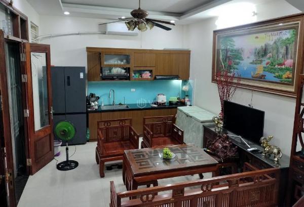 Án nhà mặt phố ái mộ long biên 🏬 5 tầng 30m² 8 tỷ -mặt tiền rộng 6.5m