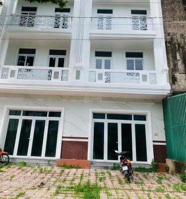 Bán nhà phố 5x21m Mekong City Bình Minh sổ riêng, giá 2.8 tỷ, nhận nhà ở 💥 liền
