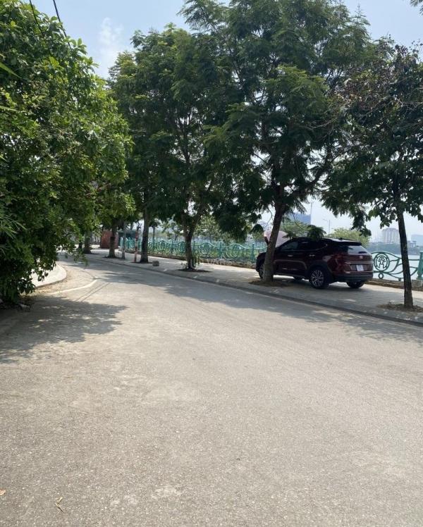 Chủ cần bán Nhà trong hẻm 101m²