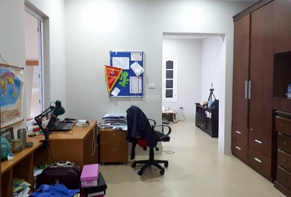 Chủ cần bán Nhà mặt phố 130m²