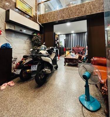 Cần bán Nhà mặt phố 90m²