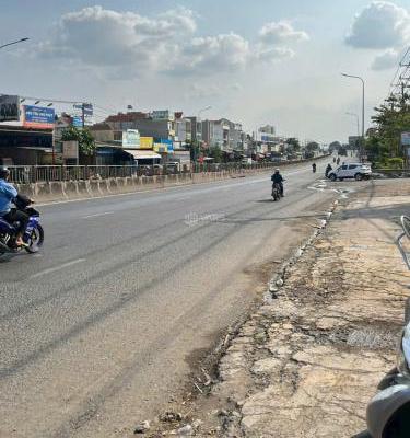 Mặt tiền Xa Lộ Hà Nội P. Tân Hiệp, Biên Hoà. Gần 🏢 BV ĐN. 18x51m 920m. Giá 26 tỷ.