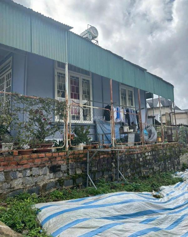 Chỉ 🏦 với 3 tỷ 700 triệu sở hữu ngay lô đất kèm nhà xây trên đất cách chợ ngô quyề