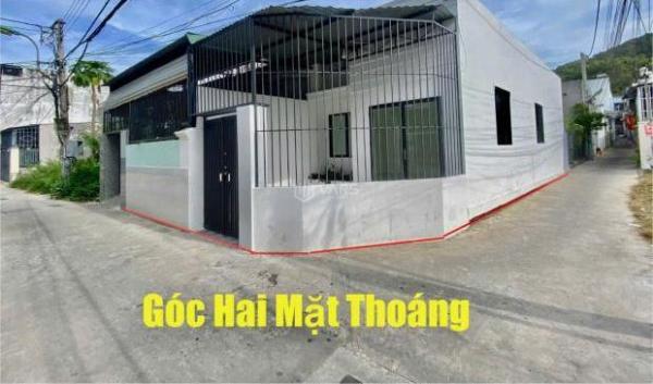 Bán Nhà mặt phố 78m²