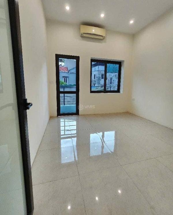 Bán Nhà trong hẻm 22m²