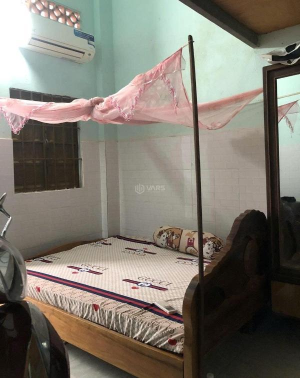 Bán Nhà trong hẻm 86m²