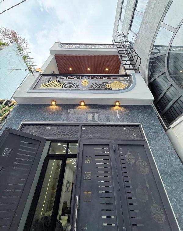 Nhà đẹp bùi quang 🏡 là gò vấp gần ngay chợ tân sơn