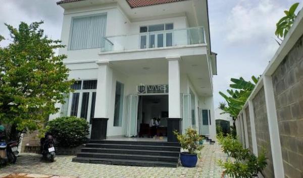 Bán Nhà mặt phố 520m²