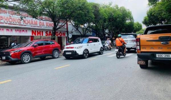 Chủ cần bán Nhà mặt phố 251m²