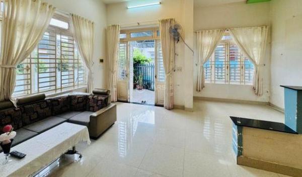 Bán Nhà trong hẻm 150m²