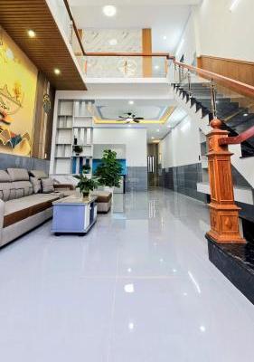 CĂN NHÀ PHỐ ĐẸP - Mặt Tiền Kinh Doanh RẤT 🌊 TỐT - Khu Phố 6, Phường Trảng Dài - Đồng Nai *