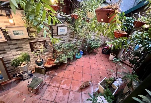 Phó đức chính 120m nhà và sân, café quán đẹp - ☘ 10.9 tỷ - ngõ nông rộng thẳng, sđ