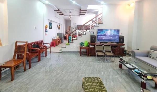 Chủ cần bán Nhà mặt phố 152m²