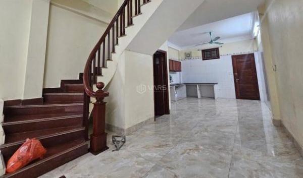 CHÍNH CHỦ CHO THUÊ NHÀ NGUYÊN CĂN – NGÕ 19 ĐẶNG VŨ HỶ, VIỆT HƯNG, LONG 🆘 BIÊN - 15tr