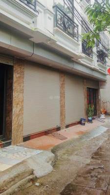 Cho thuê nhà nguyên căn 5 tầng gần bến xe Yên 🏤 Nghĩa – 9 triệu/tháng