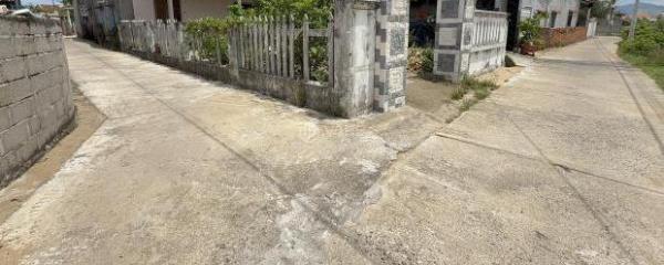 Ngôi nhà cấp 4 diện tích rộng, lô góc 🏦 2 mặt tiền, giá mềm nhất làng Lò