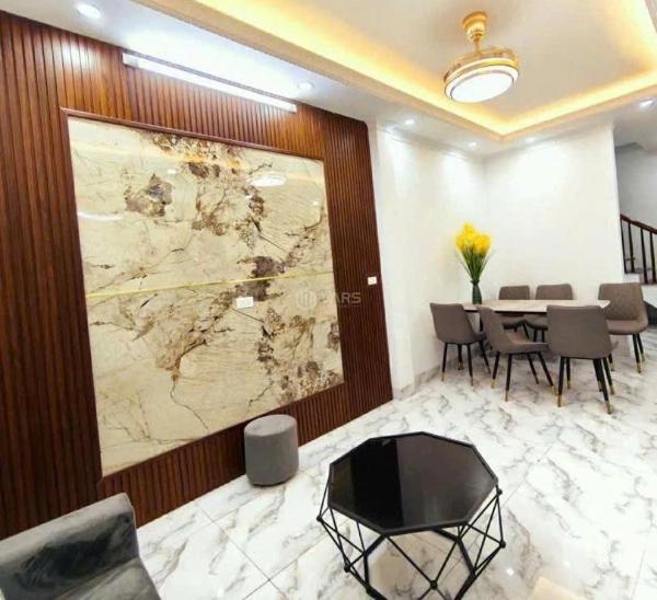 Cần bán Nhà trong hẻm 48m²